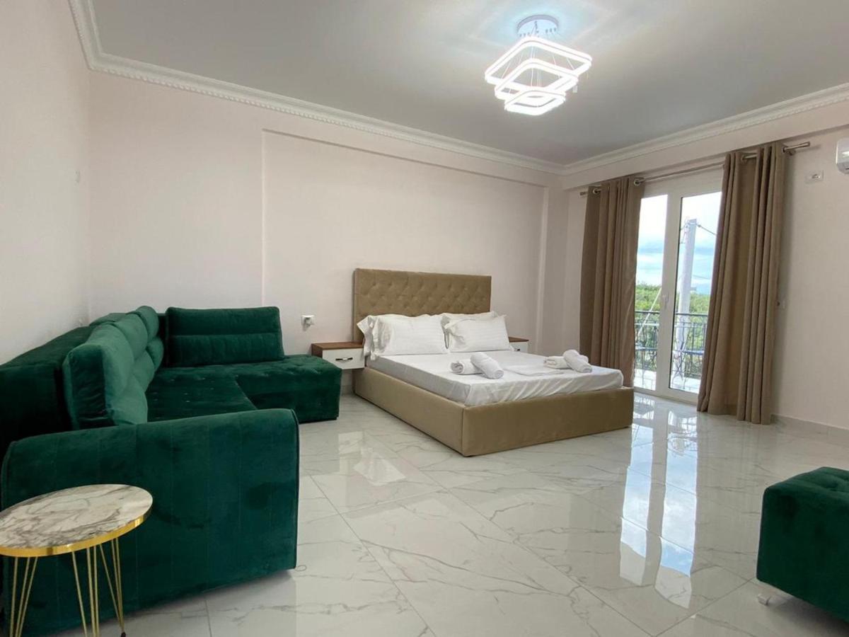 Golden Hill Ksamil Hotel Eksteriør billede