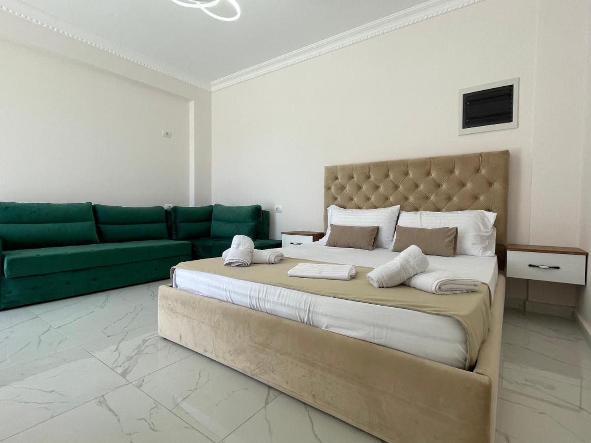 Golden Hill Ksamil Hotel Eksteriør billede
