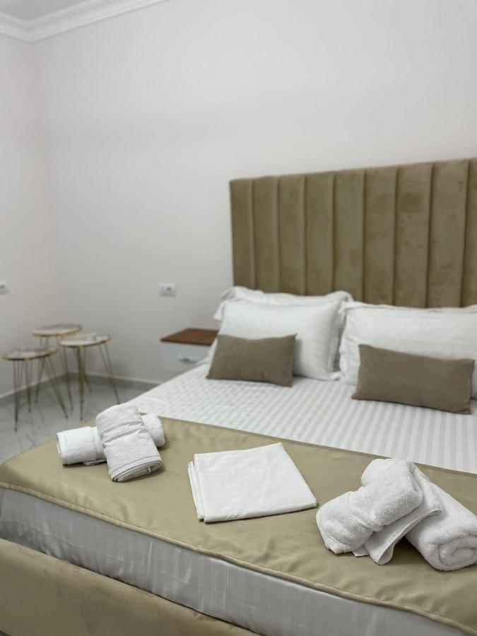 Golden Hill Ksamil Hotel Eksteriør billede