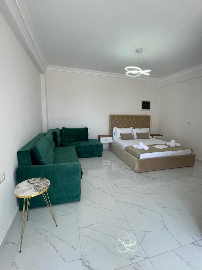 Golden Hill Ksamil Hotel Eksteriør billede